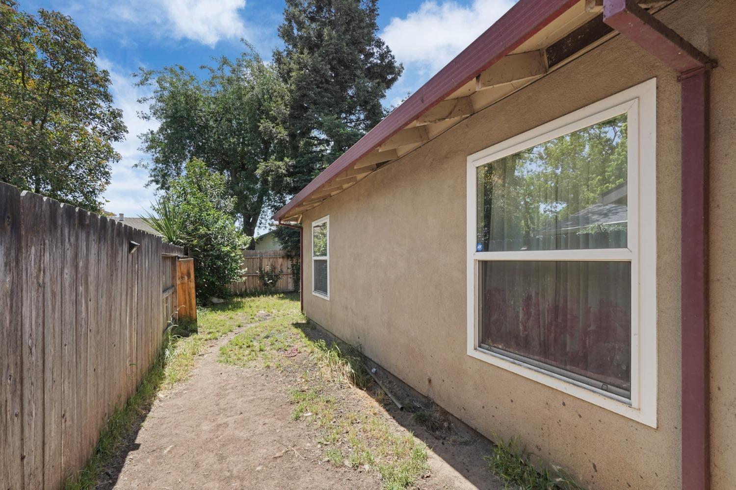 Detail Gallery Image 46 of 47 For 2572 Alexa Way, Stockton,  CA 95209 - 3 Beds | 2 Baths