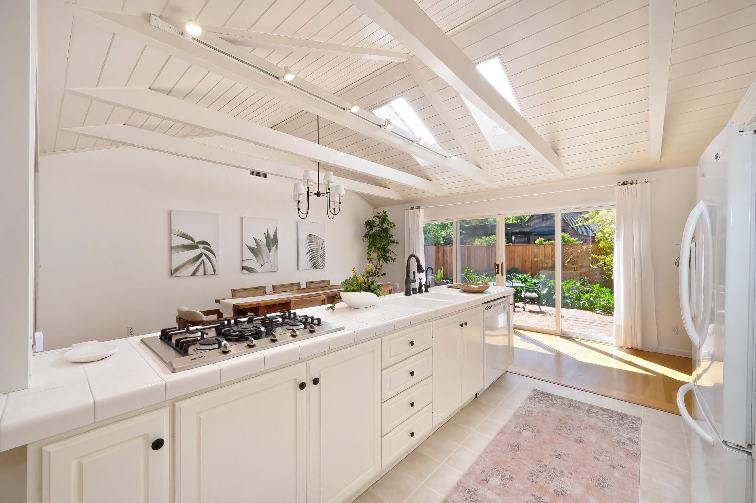 property-img