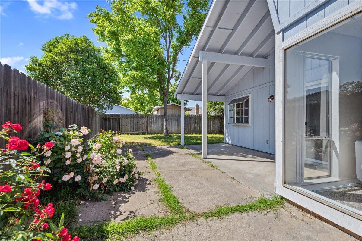 Detail Gallery Image 22 of 26 For 4308 Tallyho Dr, Sacramento,  CA 95826 - 3 Beds | 2 Baths