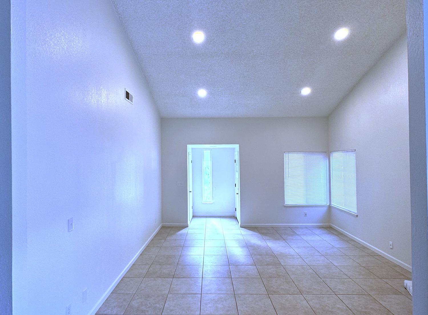 Trovita Way, Citrus Heights, California image 3