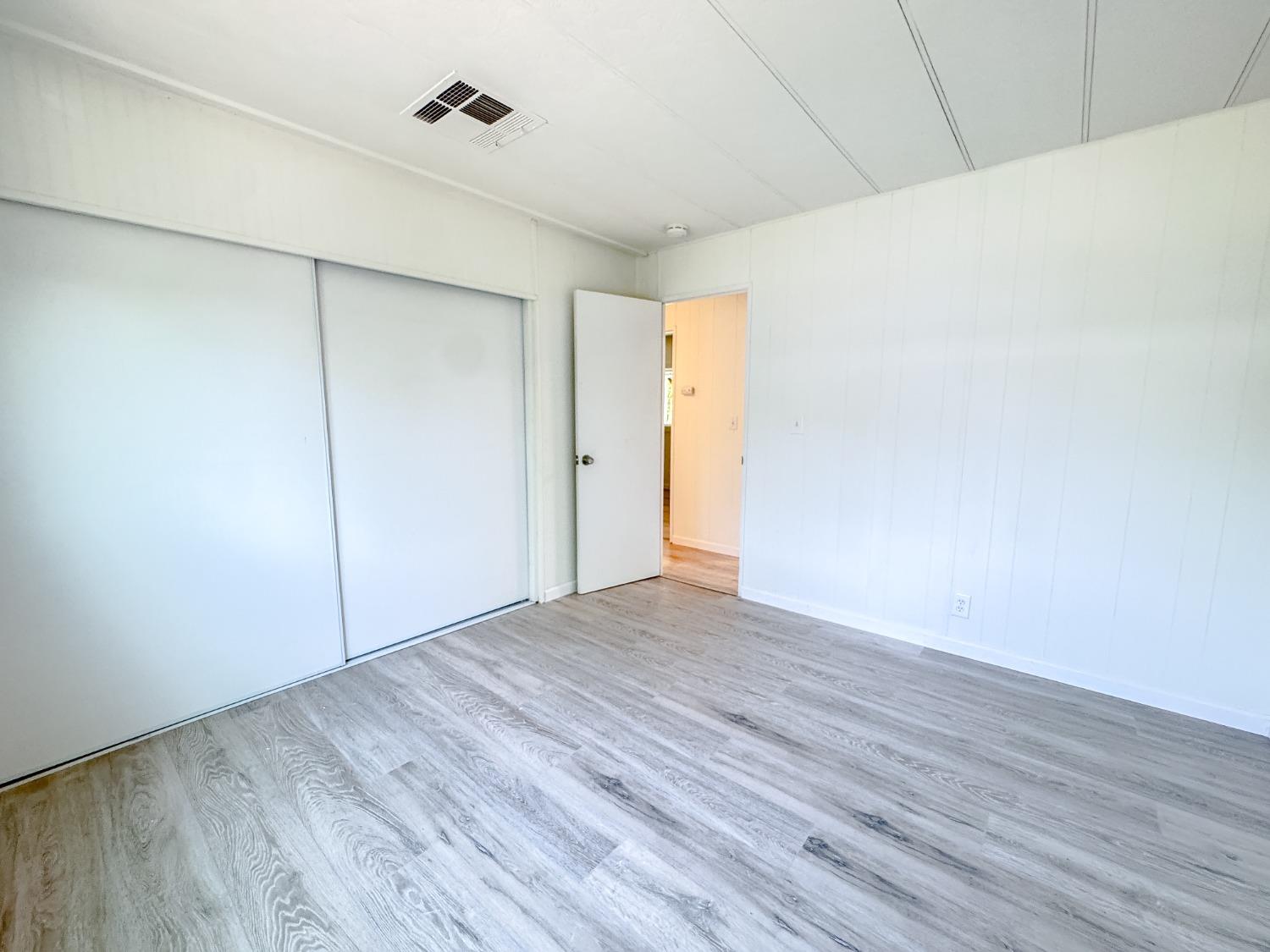 Detail Gallery Image 25 of 48 For 5836 Stonyford, Sacramento,  CA 95842 - 3 Beds | 2 Baths