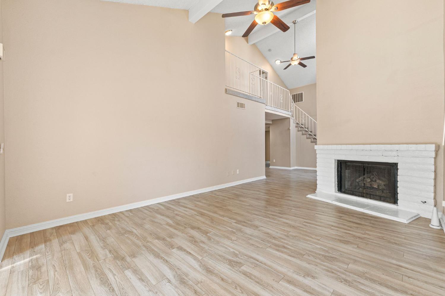 Inglis Way #B, Roseville, California image 4