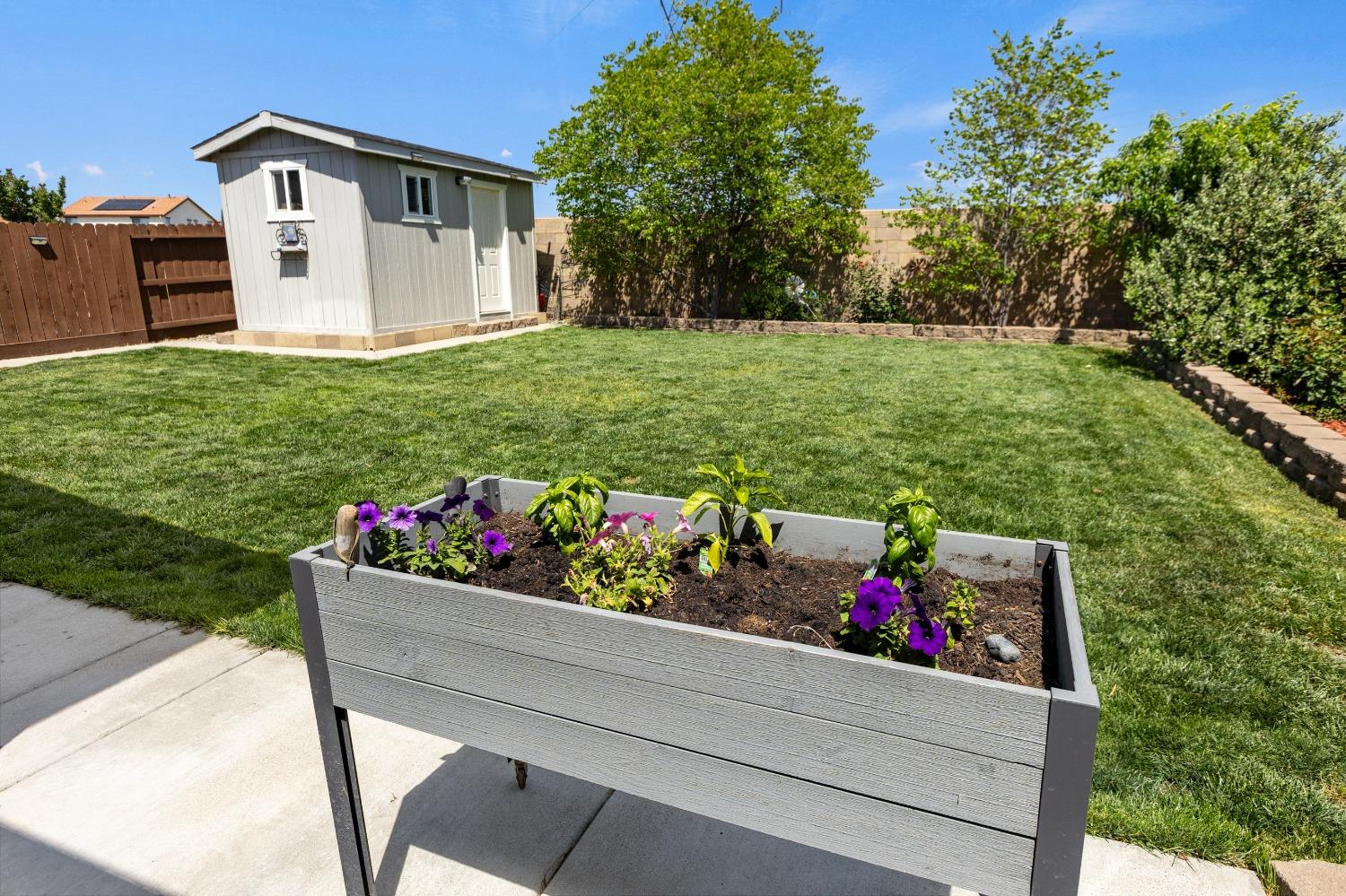 Detail Gallery Image 39 of 50 For 9273 Red Thistle Ct, Sacramento,  CA 95829 - 3 Beds | 2 Baths