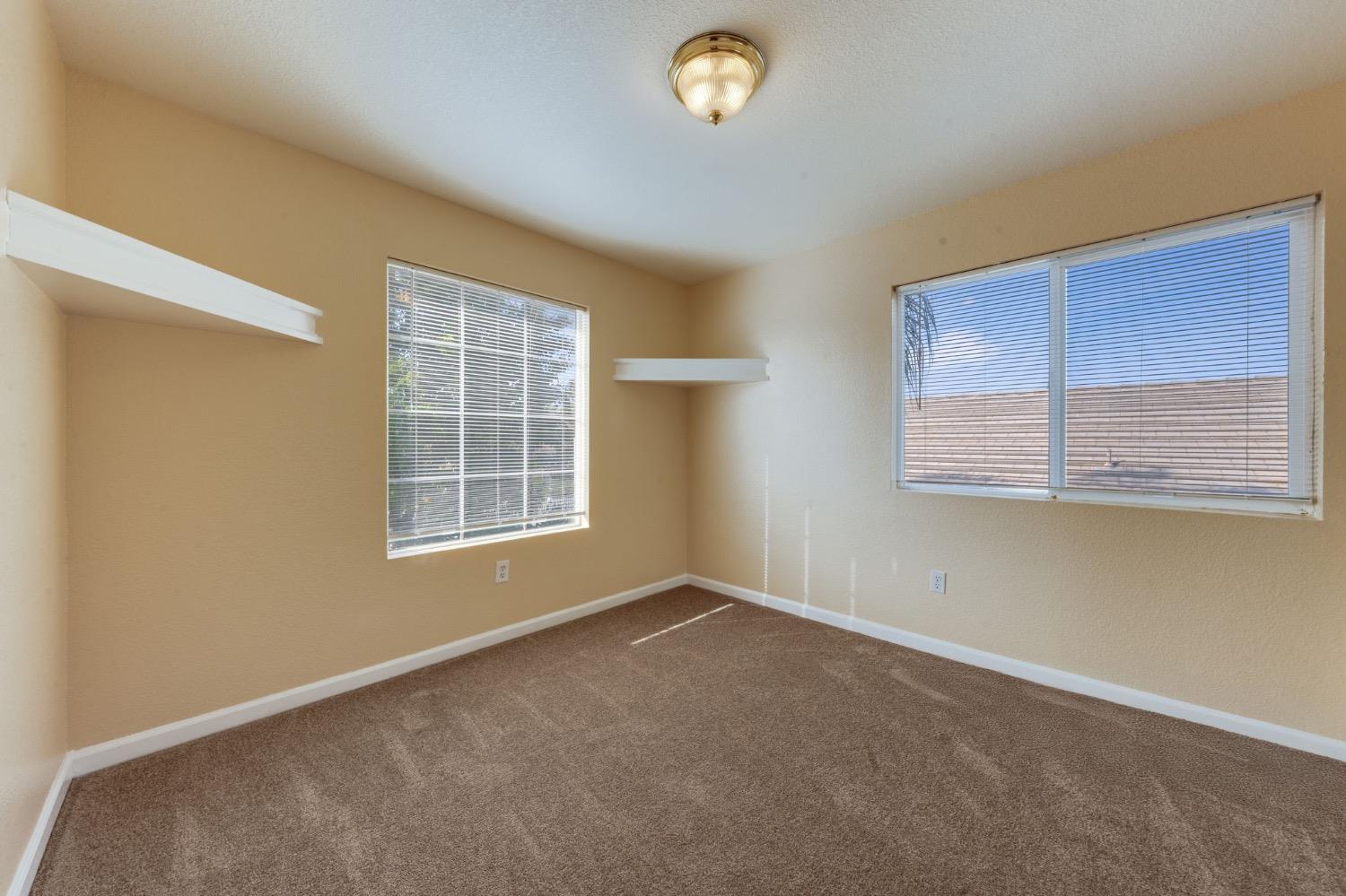 E Valley Drive, Elk Grove, California image 22
