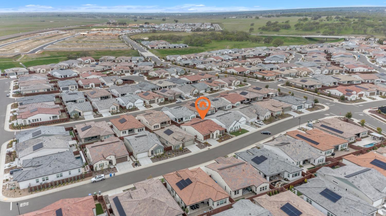 Clubhouse Parkway, Folsom, California image 1