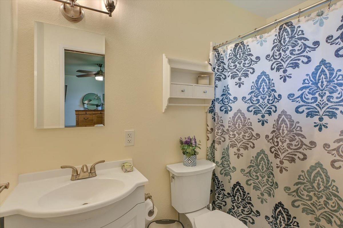 Detail Gallery Image 22 of 42 For 5401 Norway Dr, Orangevale,  CA 95662 - 4 Beds | 2 Baths