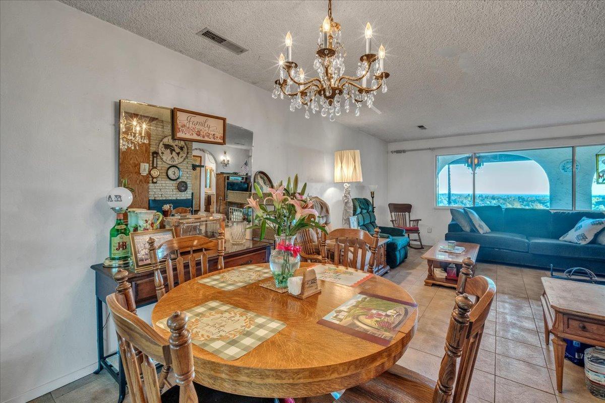 Detail Gallery Image 12 of 54 For 1605 Auburn Folsom Rd, Auburn,  CA 95603 - 3 Beds | 2 Baths