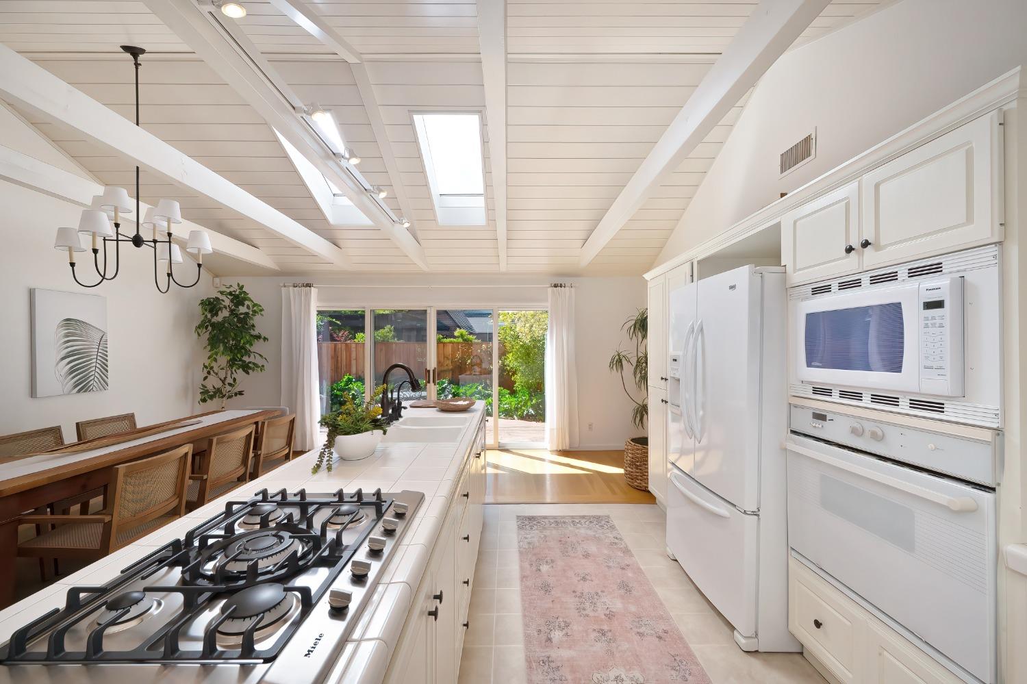 property-img