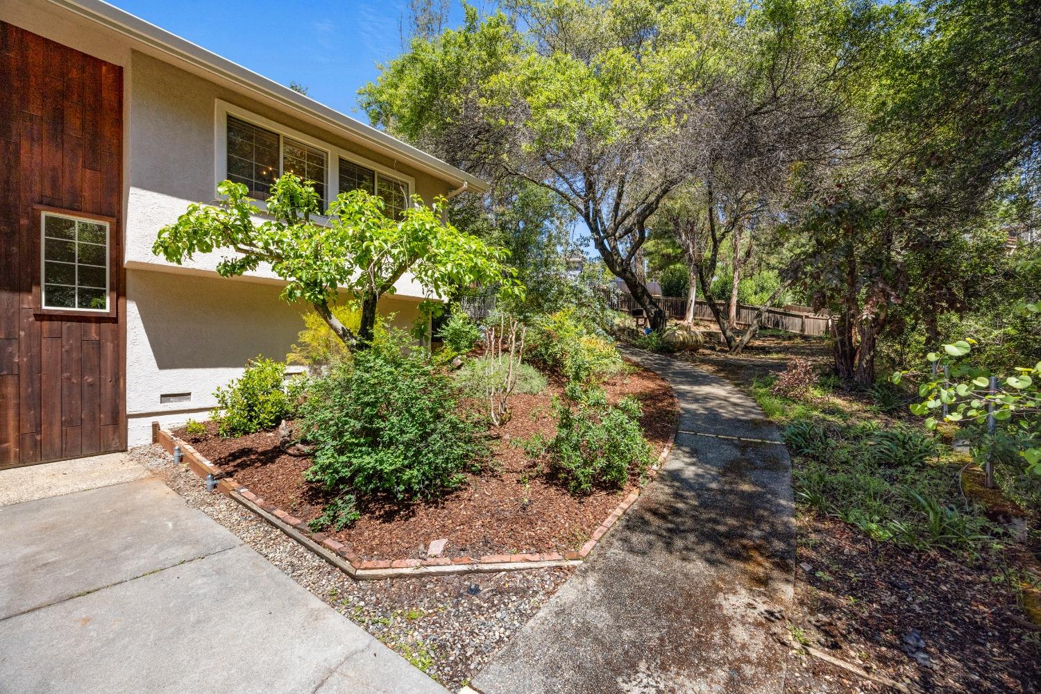 Detail Gallery Image 6 of 77 For 3401 Oxford Ct, Cameron Park,  CA 95682 - 3 Beds | 2 Baths
