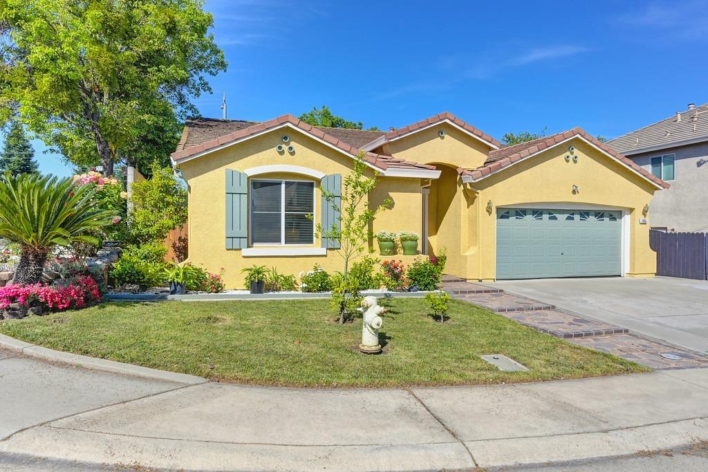Detail Gallery Image 4 of 64 For 7805 Megan Ann Ct, Antelope,  CA 95843 - 2 Beds | 2 Baths