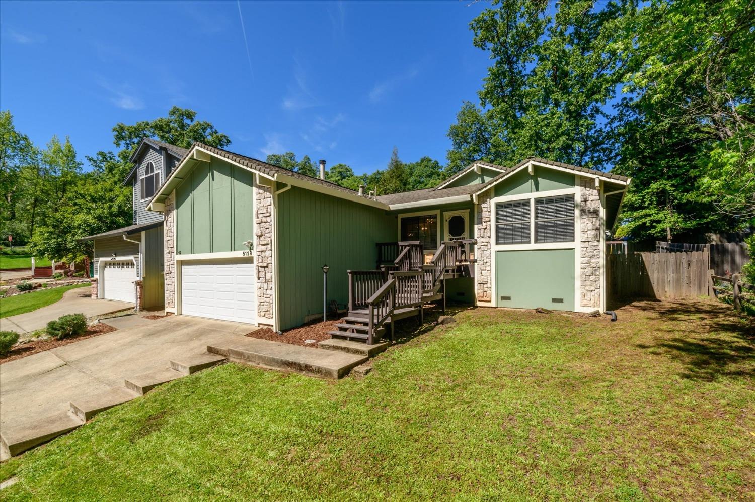 Clarion Court, Placerville, California image 3