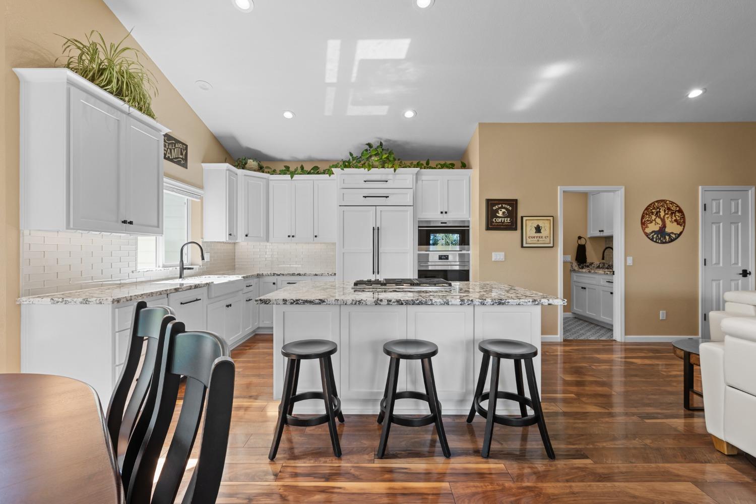 Ursula Drive, Sutter Creek, California image 3