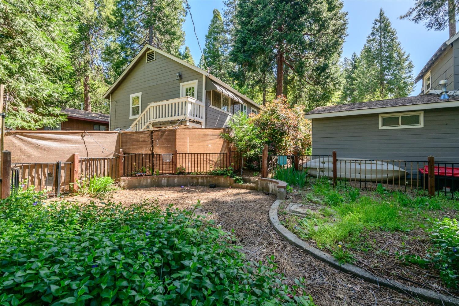 Alder Drive, Camino, California image 23