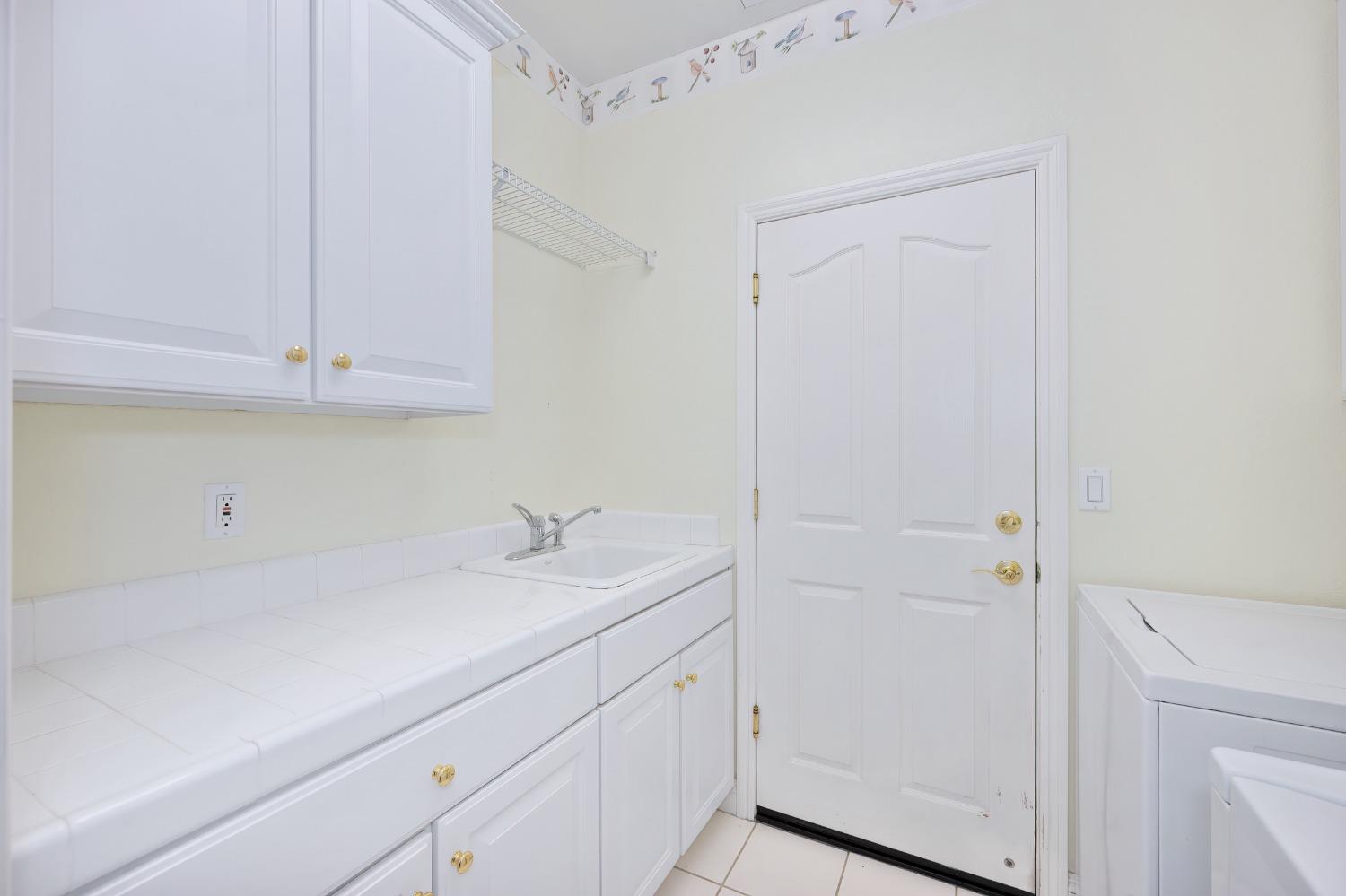 Detail Gallery Image 21 of 24 For 251 Perazul Cir, Sacramento,  CA 95835 - 1 Beds | 2 Baths