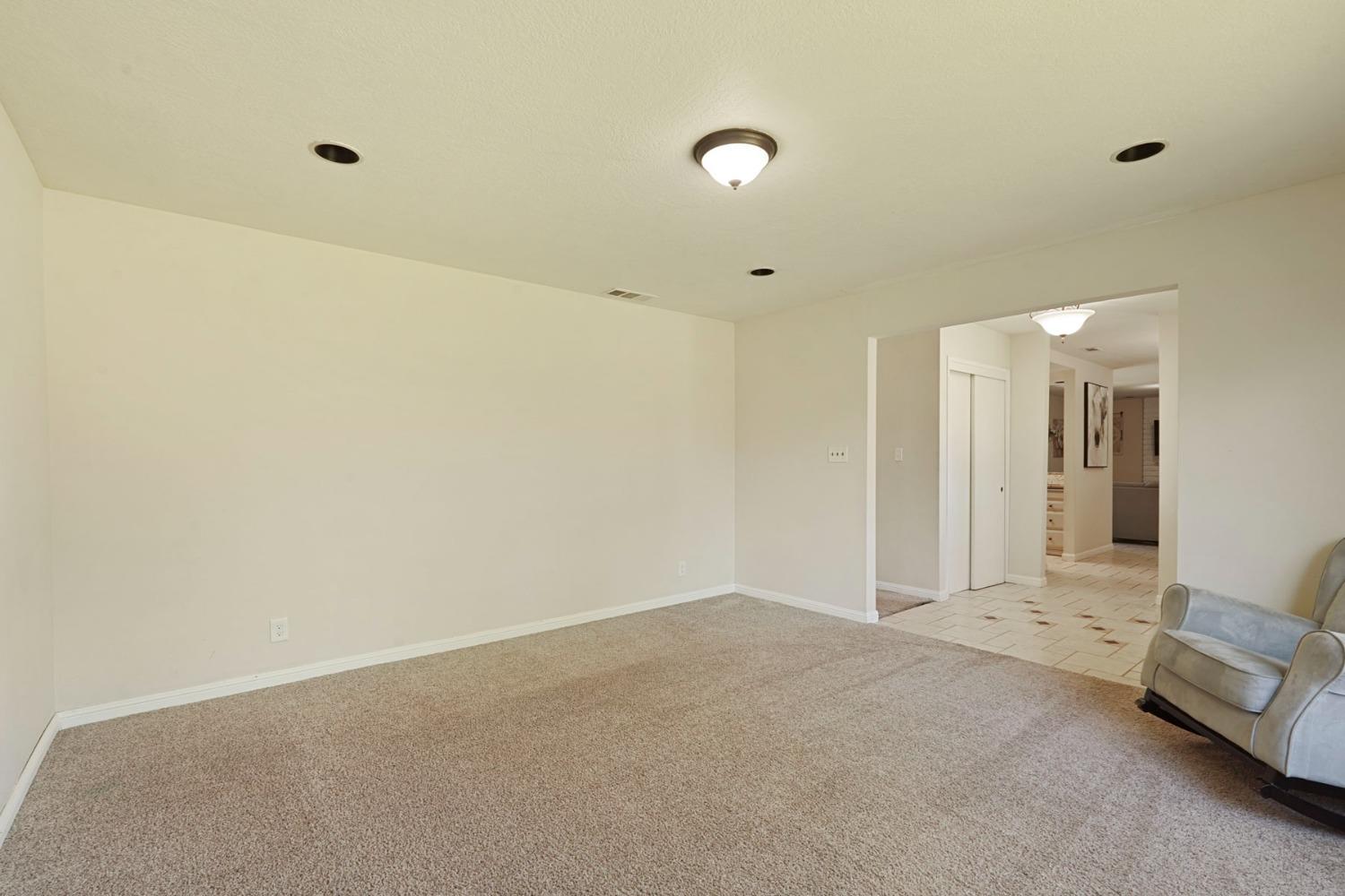 Detail Gallery Image 10 of 47 For 2572 Alexa Way, Stockton,  CA 95209 - 3 Beds | 2 Baths