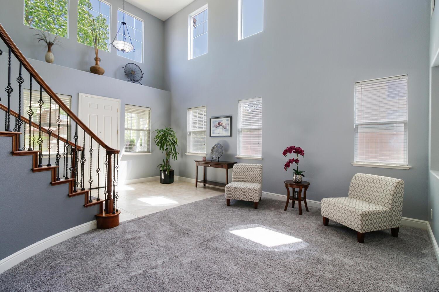 Detail Gallery Image 10 of 82 For 9736 Harrier Way, Elk Grove,  CA 95757 - 4 Beds | 3 Baths