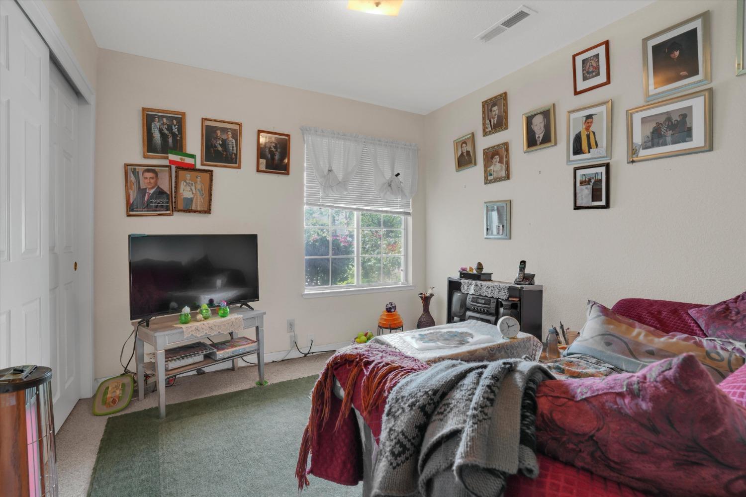 Crossbill Way, Turlock, California image 9