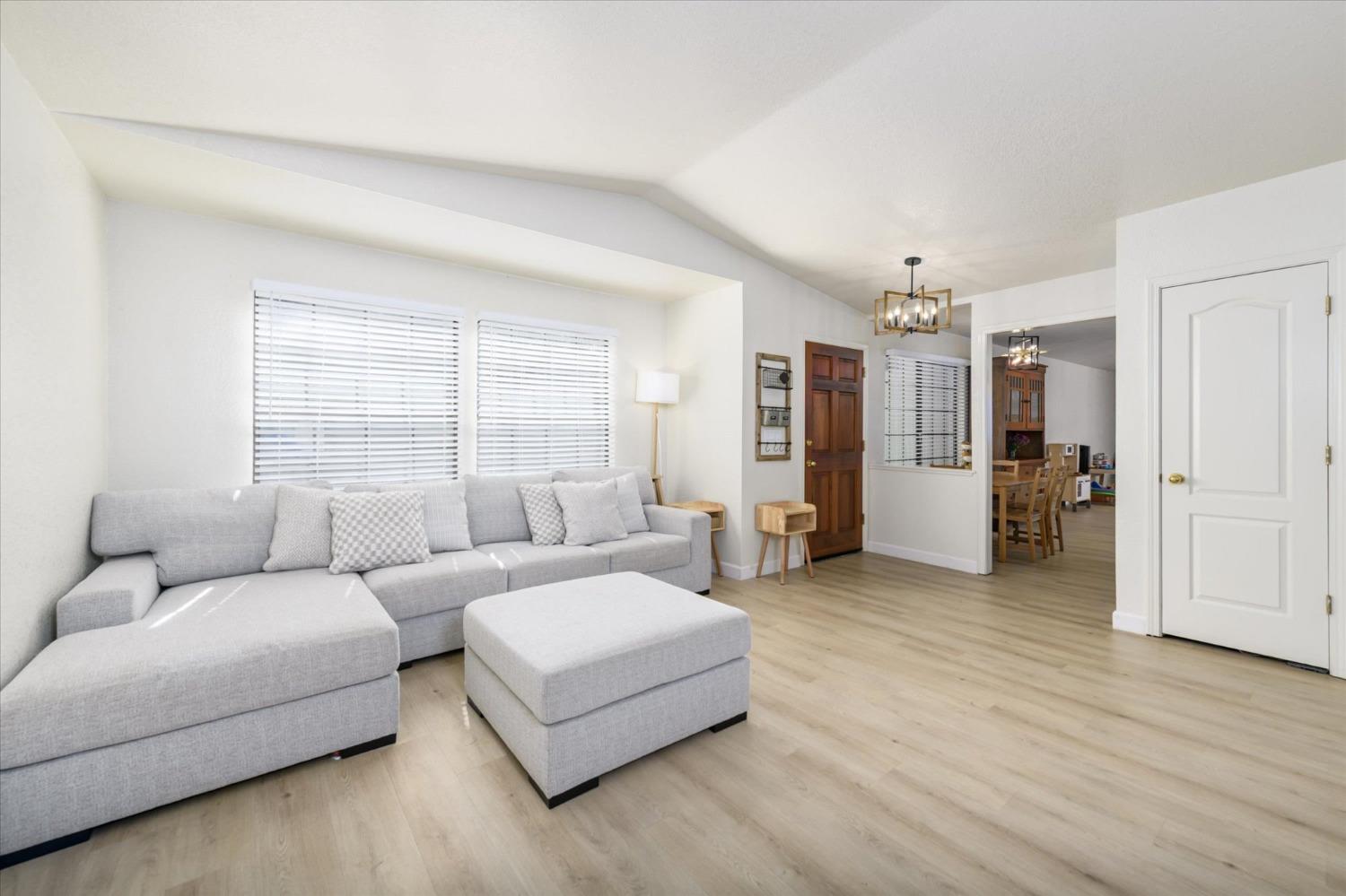 Clarion Court, Placerville, California image 8