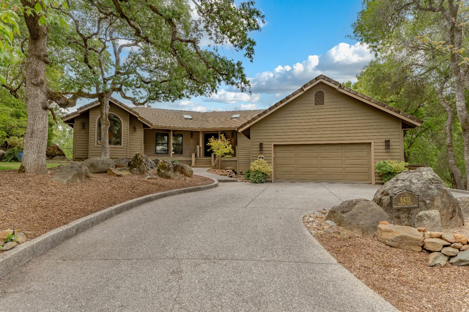 Fairway Court, Auburn, California image 1