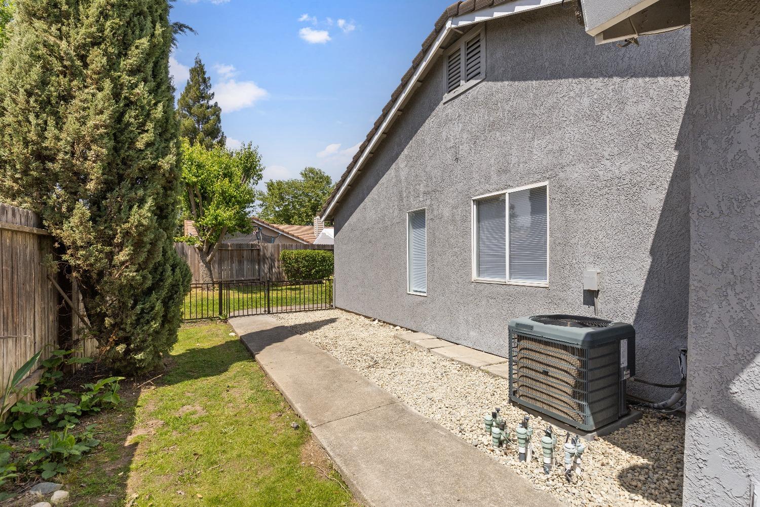 Chilton Drive, Roseville, California image 37