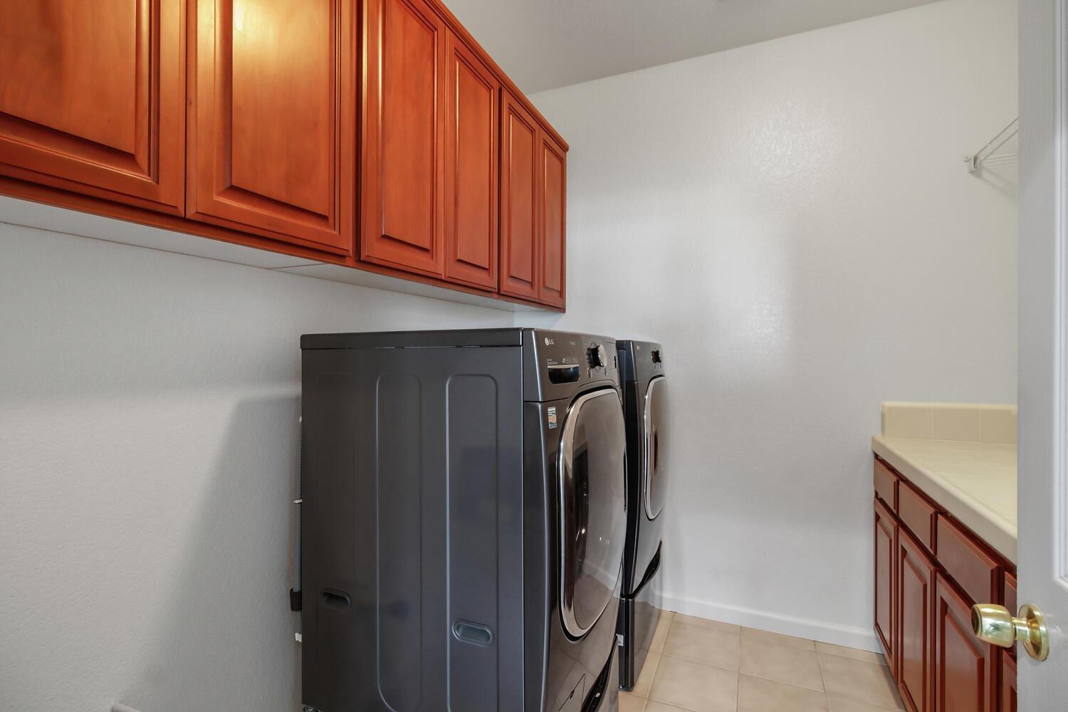 Detail Gallery Image 51 of 82 For 9736 Harrier Way, Elk Grove,  CA 95757 - 4 Beds | 3 Baths
