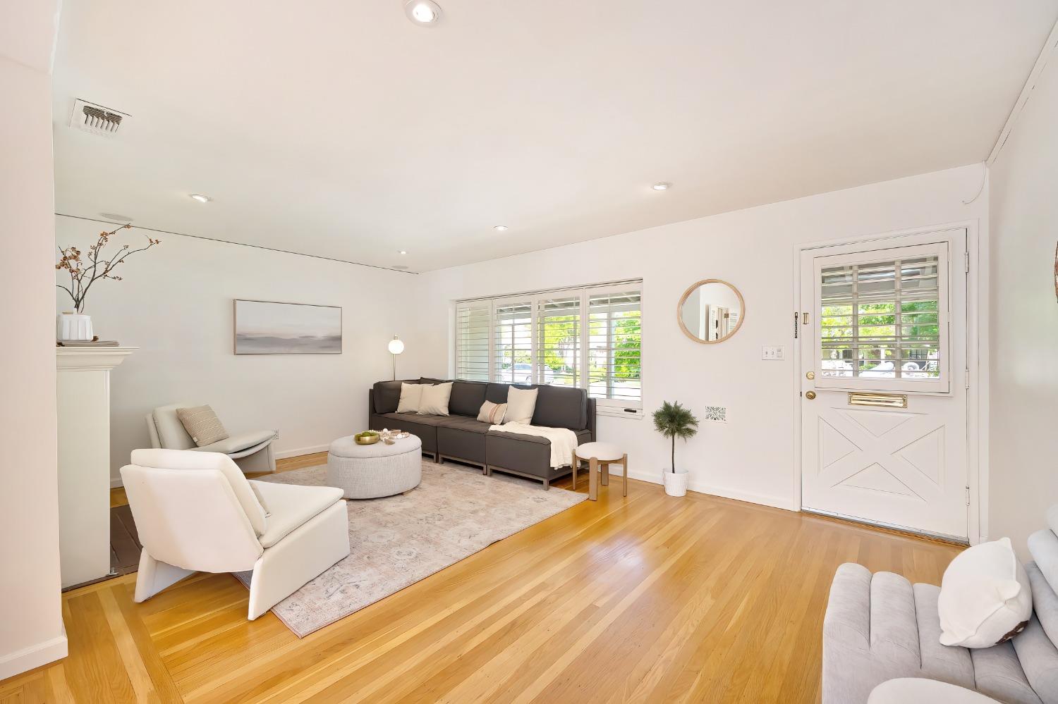 property-img