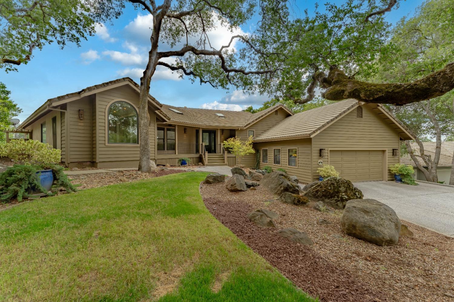 Fairway Court, Auburn, California image 39