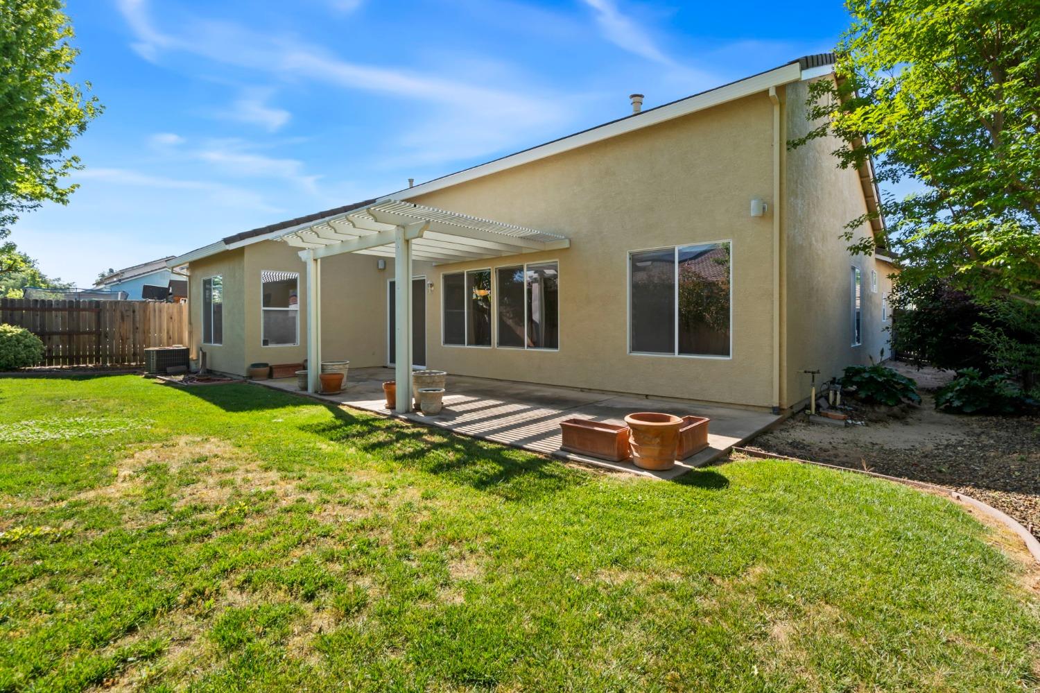Mission Hills Drive, Sacramento, California image 30