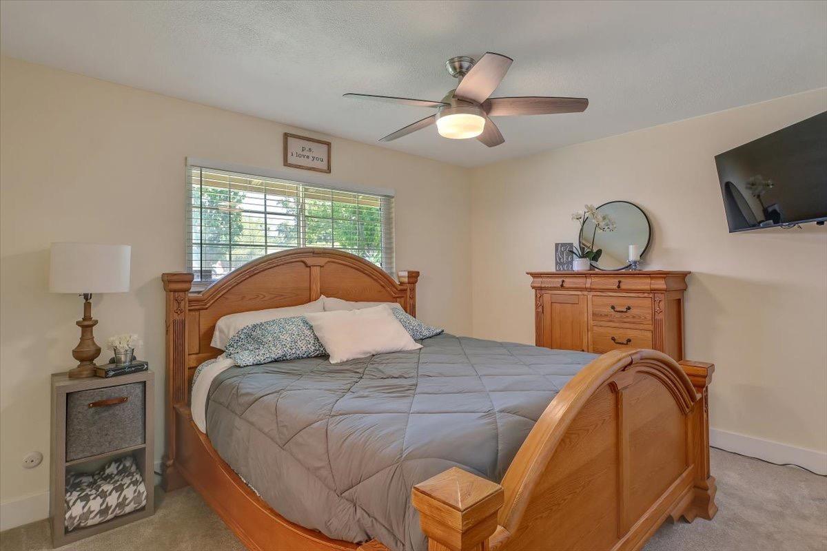Detail Gallery Image 20 of 42 For 5401 Norway Dr, Orangevale,  CA 95662 - 4 Beds | 2 Baths