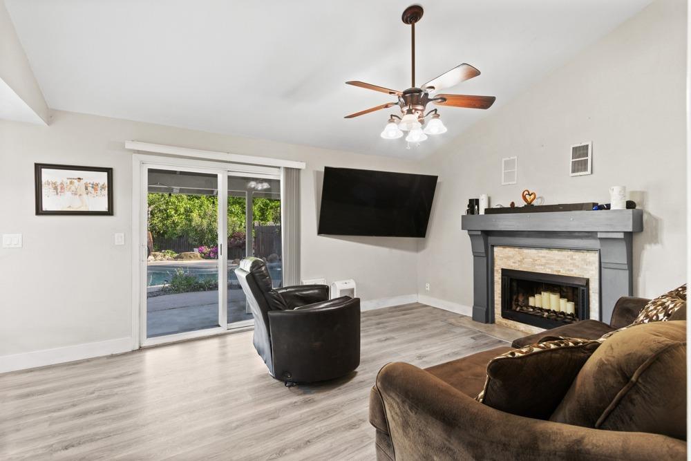 Amberwick Way, Citrus Heights, California image 12