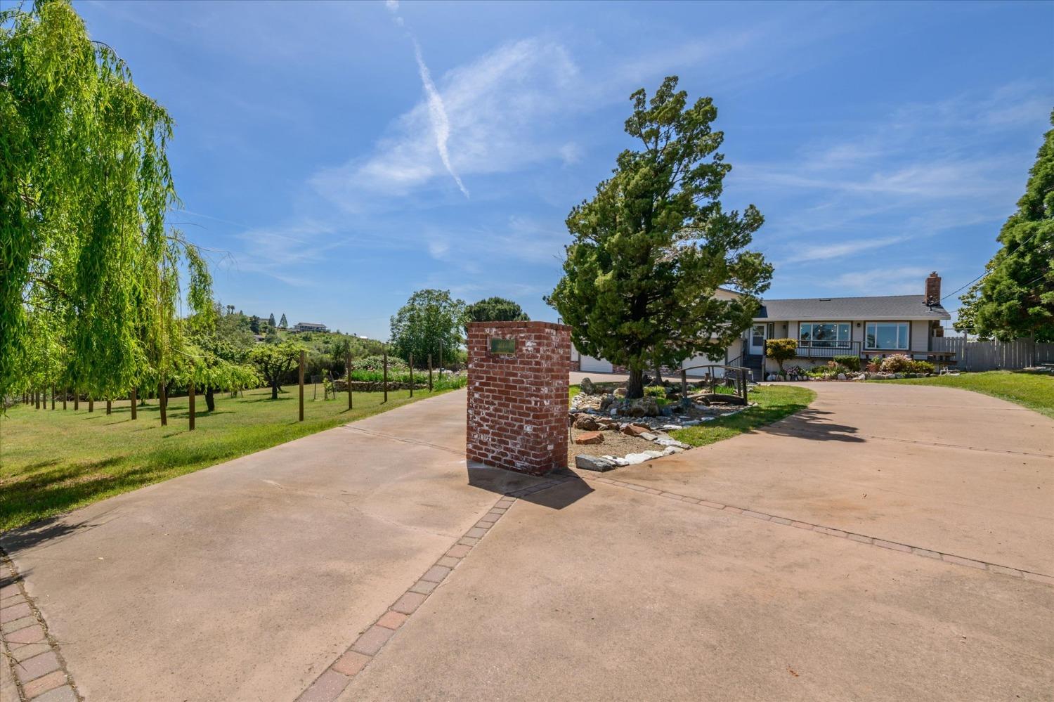 Detail Gallery Image 8 of 70 For 3610 Loma Dr, Shingle Springs,  CA 95682 - 4 Beds | 2/1 Baths
