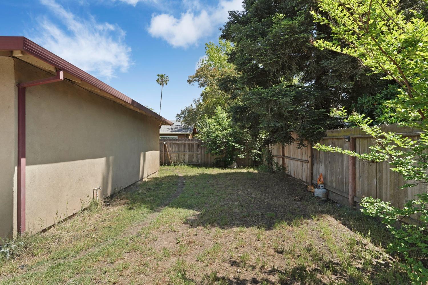 Detail Gallery Image 43 of 47 For 2572 Alexa Way, Stockton,  CA 95209 - 3 Beds | 2 Baths