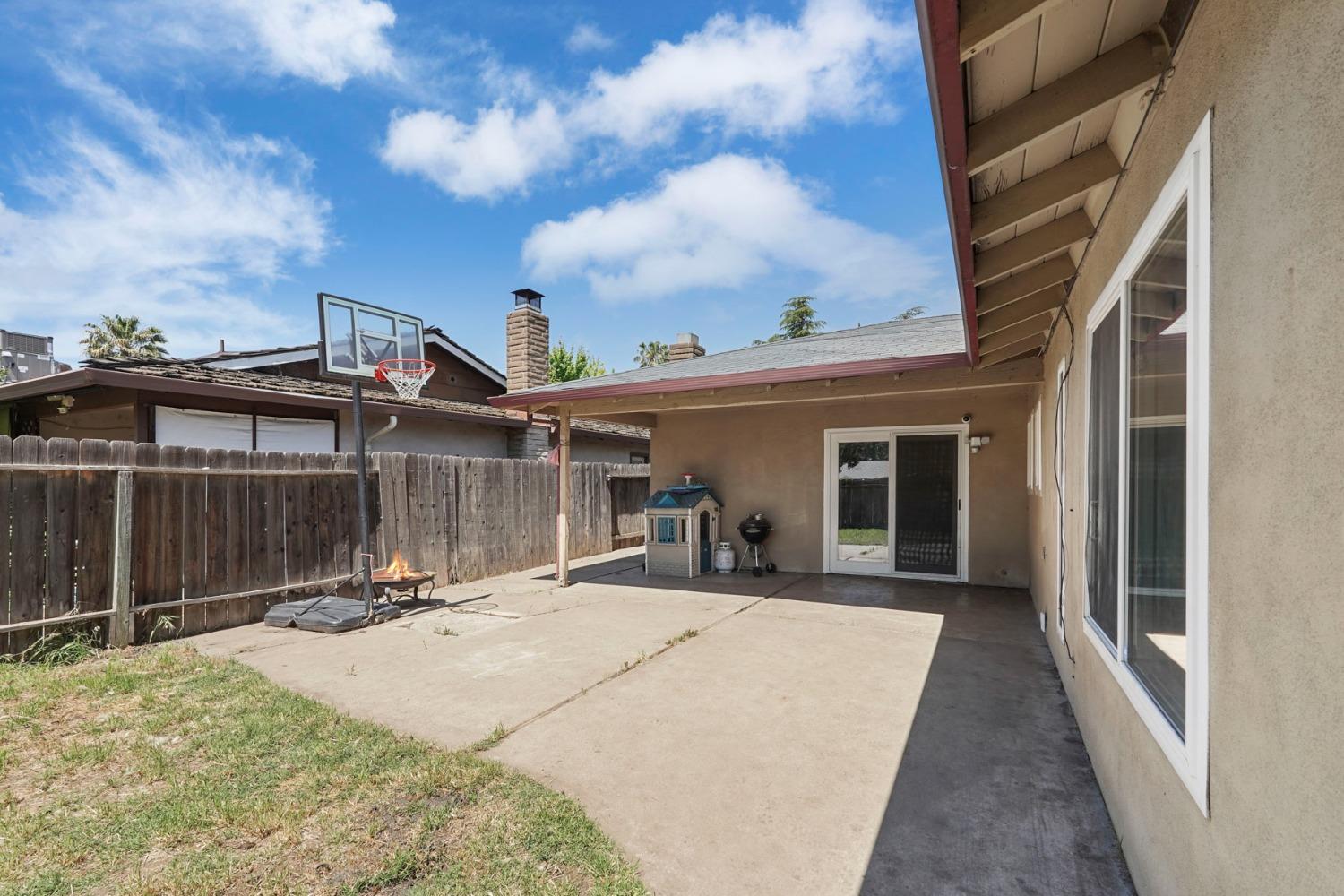 Detail Gallery Image 39 of 47 For 2572 Alexa Way, Stockton,  CA 95209 - 3 Beds | 2 Baths