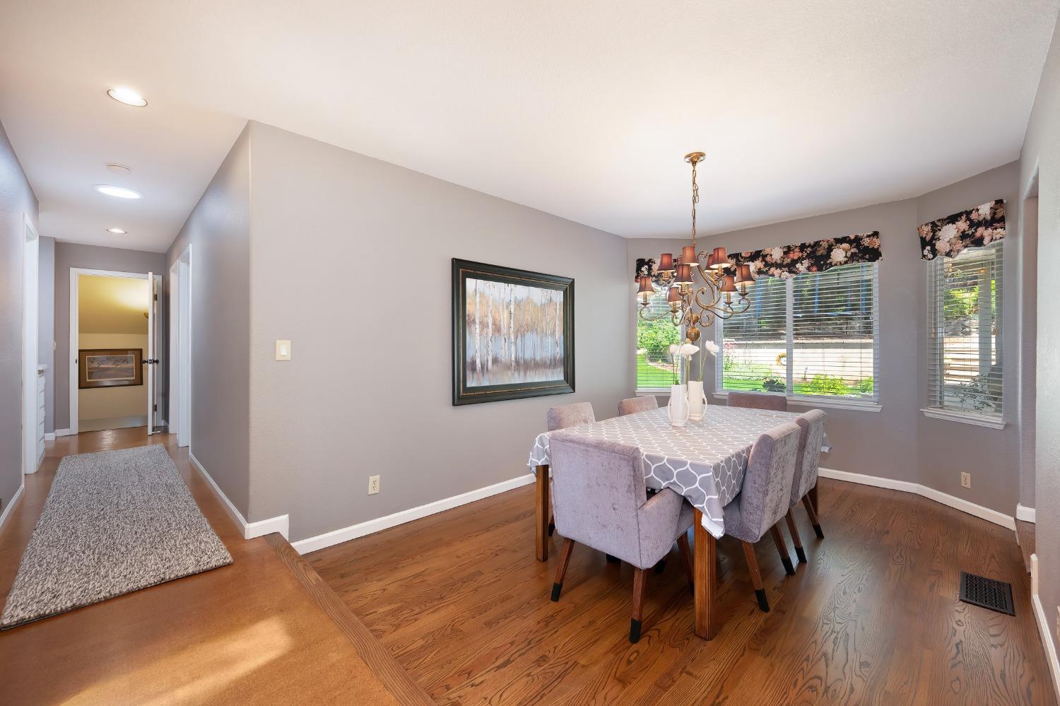Sharon Court, Folsom, California image 37