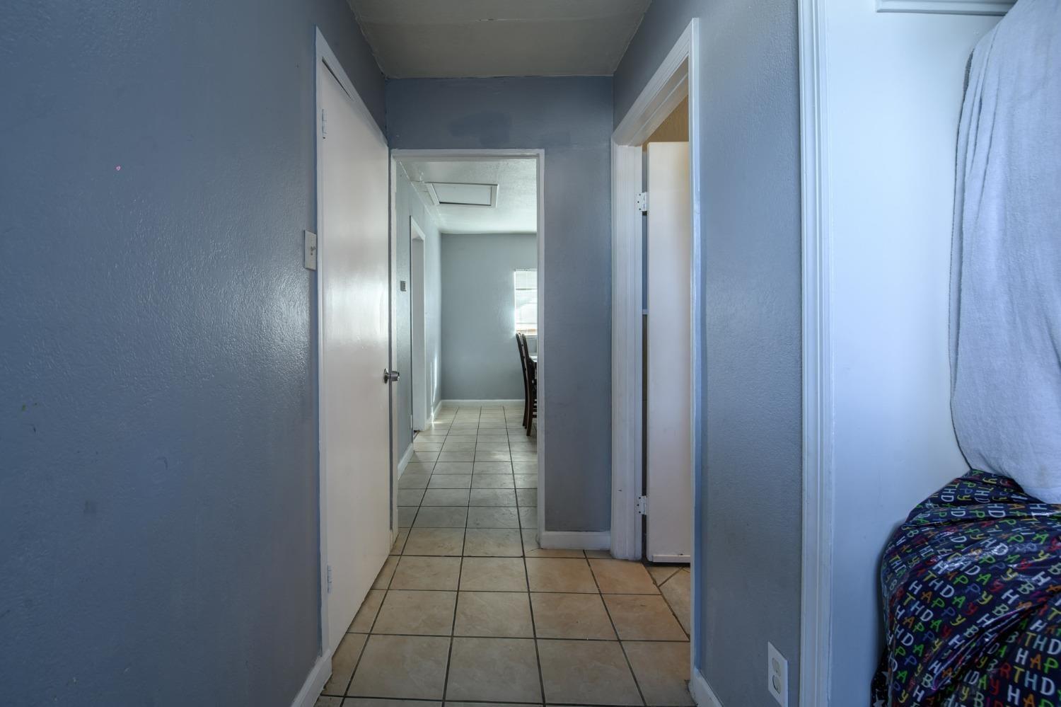 Rio Grande Avenue, Modesto, California image 11