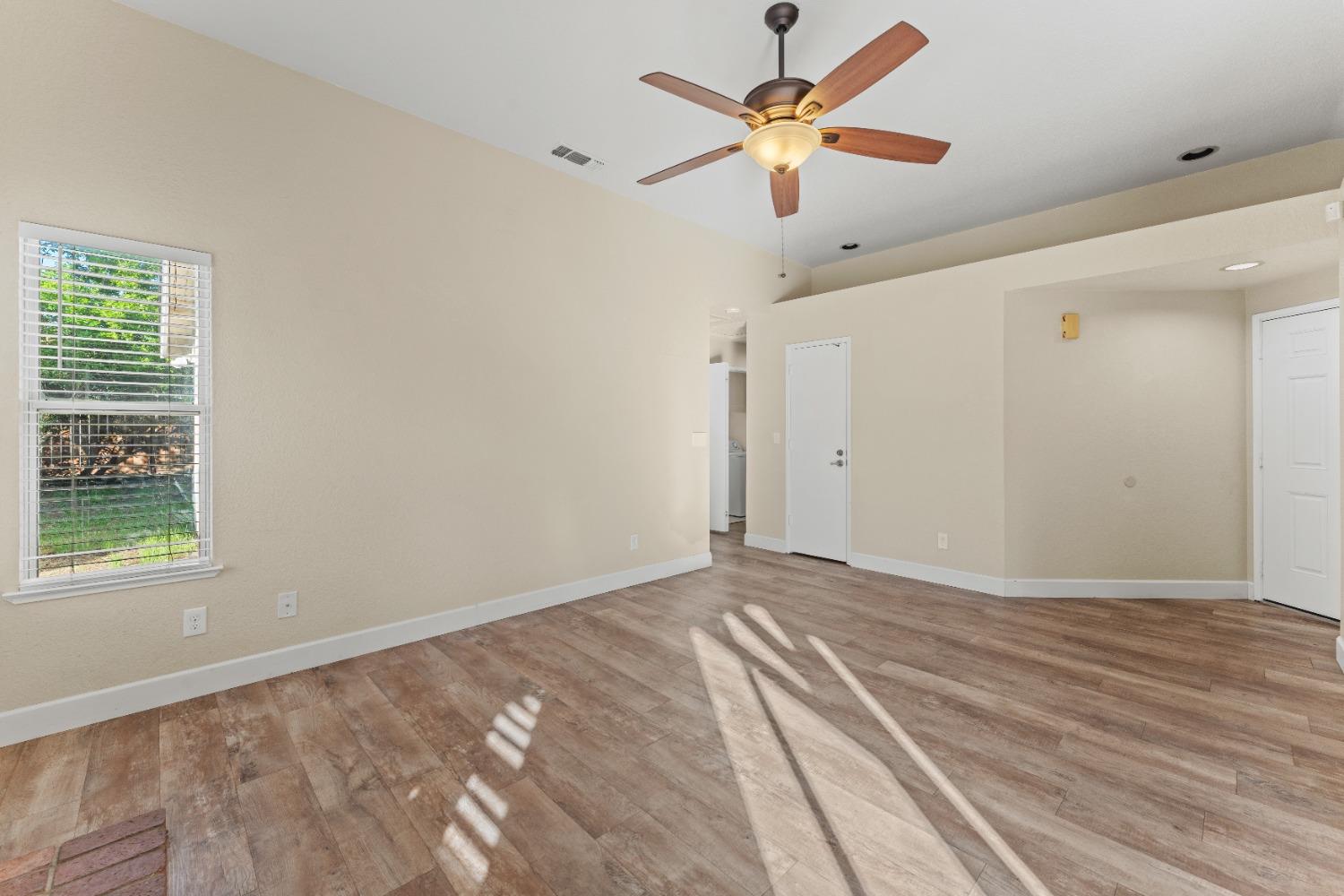 Detail Gallery Image 19 of 24 For 8156 Westray Dr, Sacramento,  CA 95829 - 3 Beds | 2 Baths