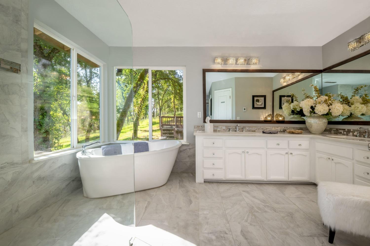Detail Gallery Image 22 of 99 For 9997 Deer Ridge Ct, Browns Valley,  CA 95918 - 4 Beds | 3 Baths
