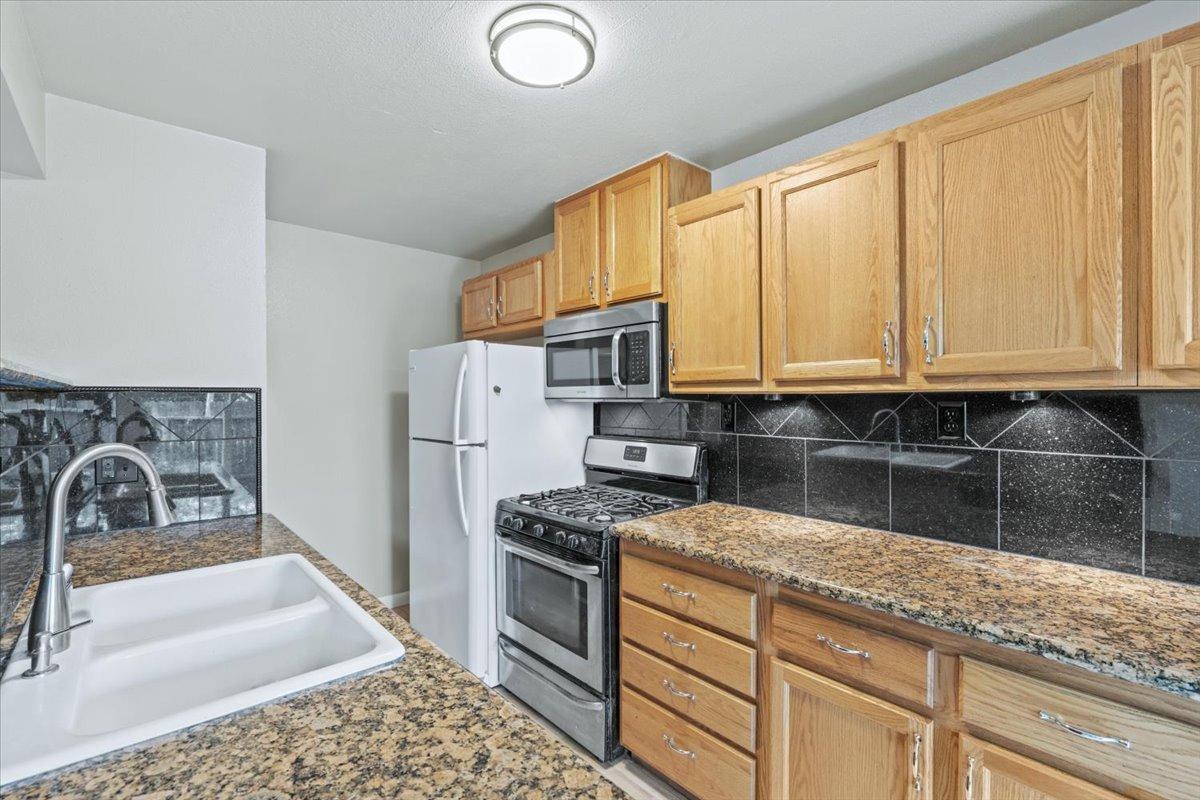 Greenholme Drive #2, Sacramento, California image 8