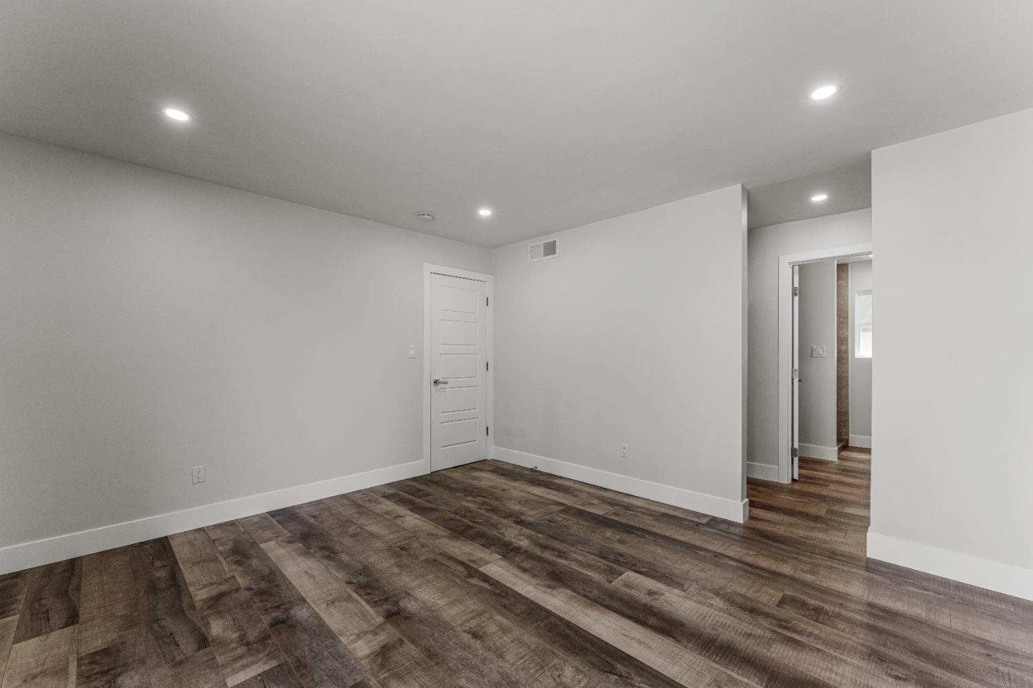 Detail Gallery Image 26 of 39 For 6865 Escallonia Dr, Orangevale,  CA 95662 - 3 Beds | 3 Baths