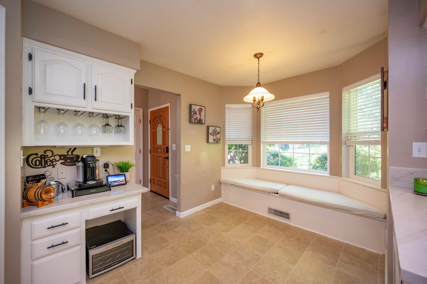 Empire Creek Circle, Georgetown, California image 9