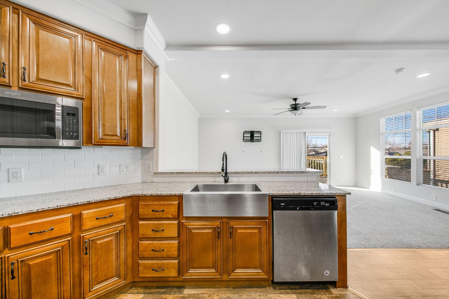 Detail Gallery Image 10 of 38 For 5505 S Grove St 318, Rocklin,  CA 95677 - 3 Beds | 2 Baths