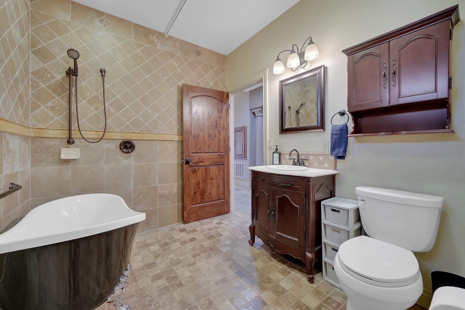 Detail Gallery Image 48 of 88 For 13707 Petersen Ranch Dr, Pine Grove,  CA 95665 - 3 Beds | 2/1 Baths