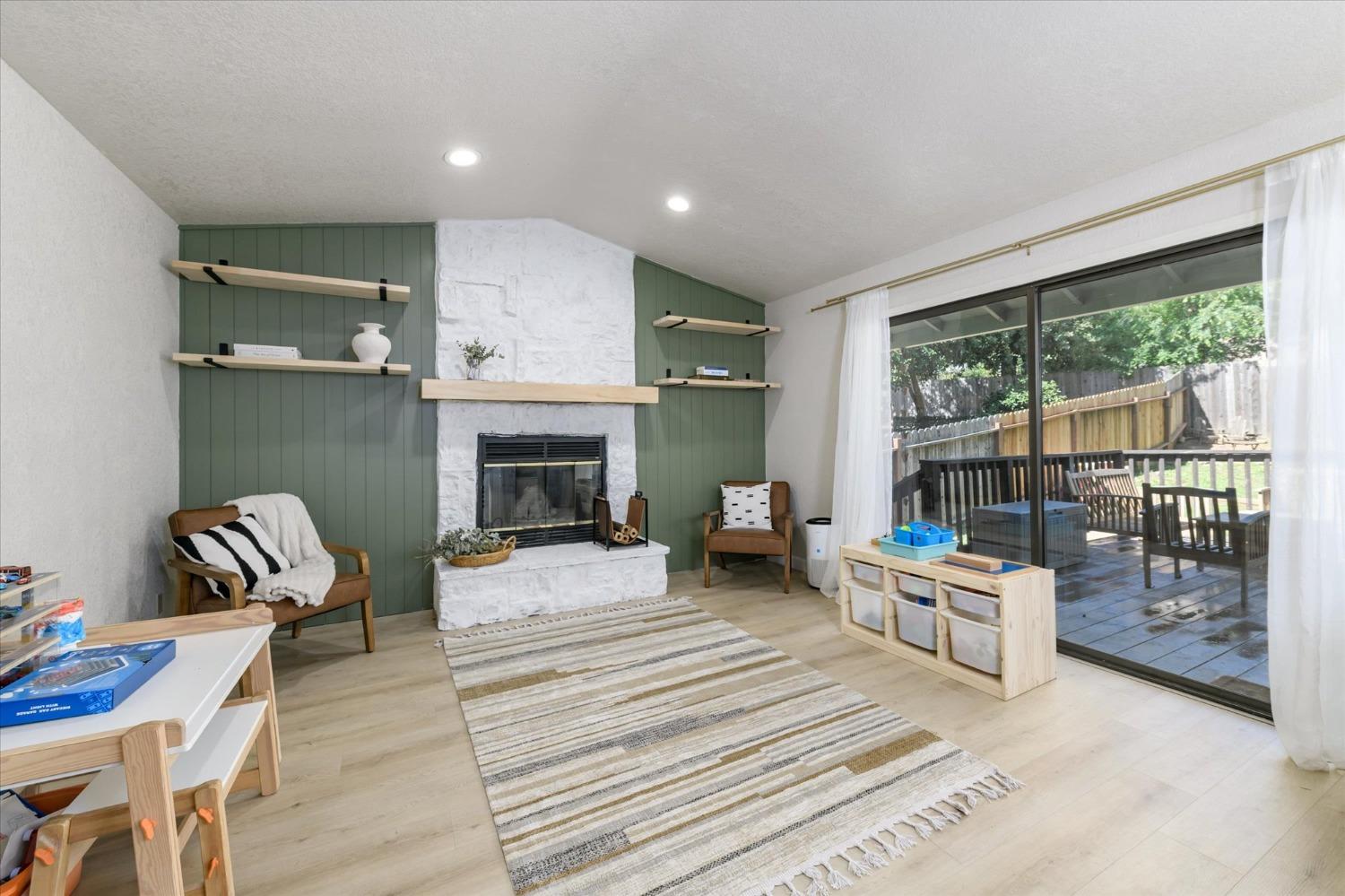 Clarion Court, Placerville, California image 13