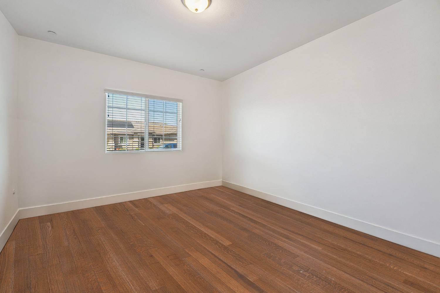 Abbeylane Way, Olivehurst, California image 24