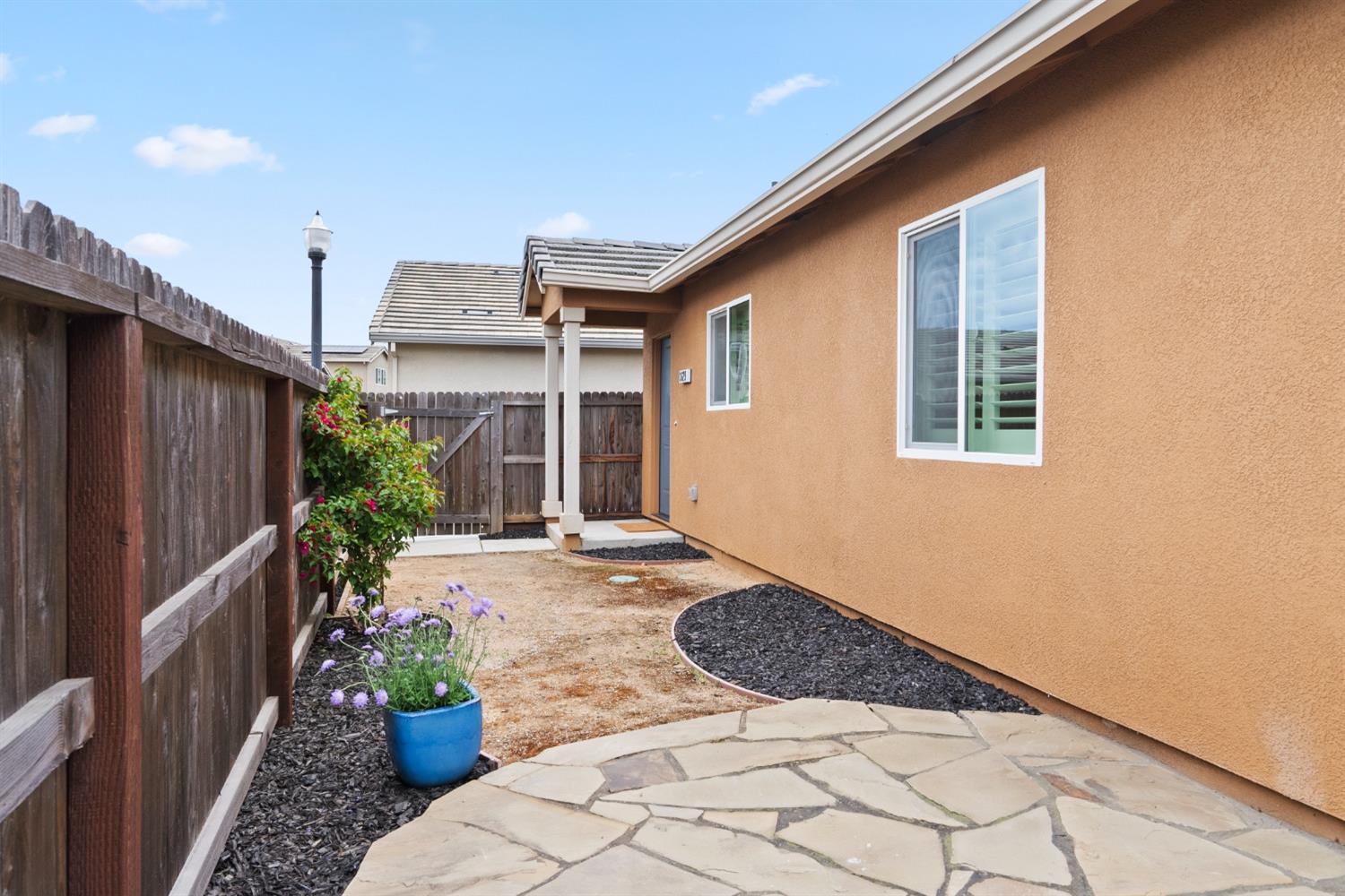 Rynders Way, Sacramento, California image 13