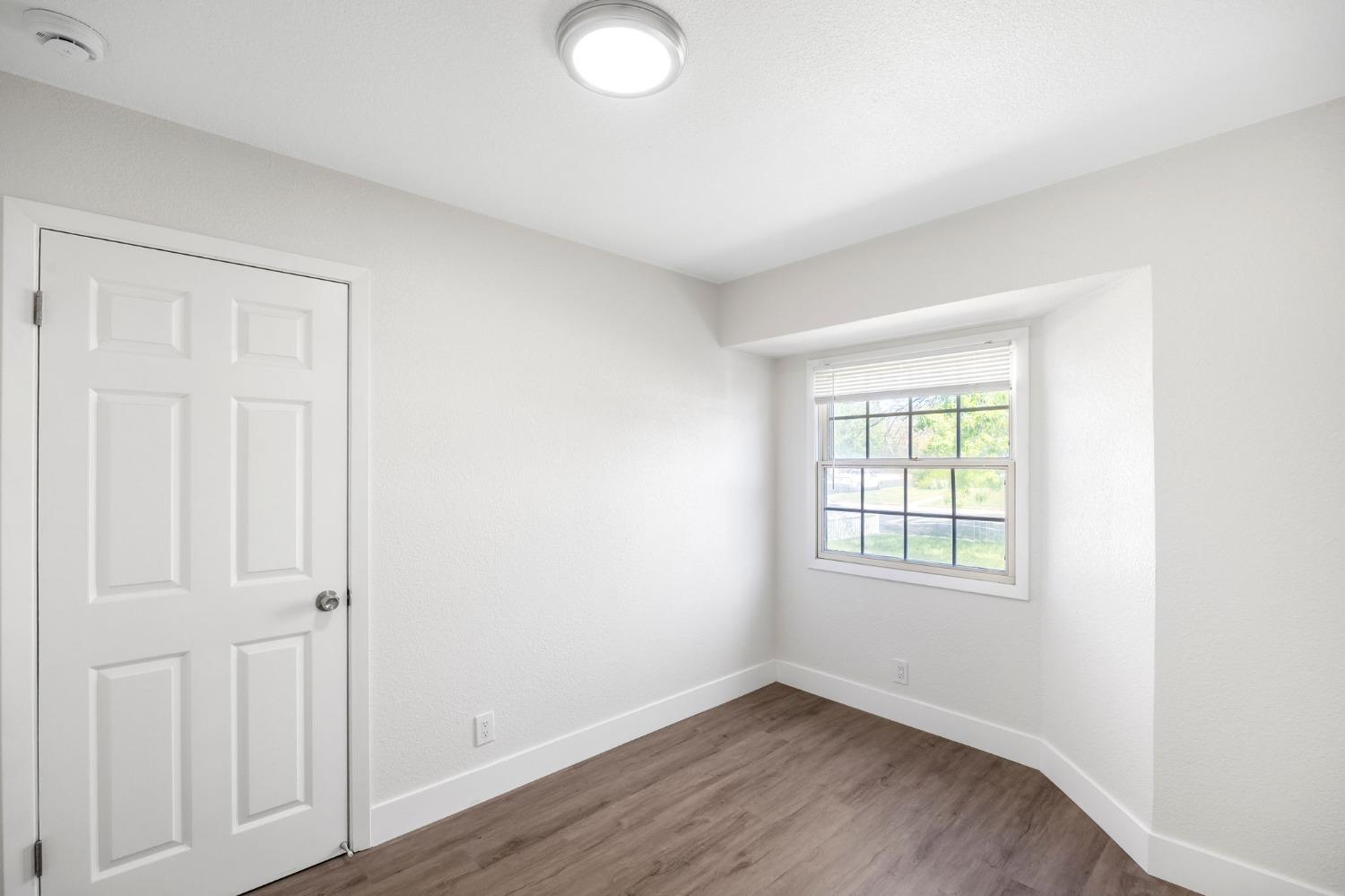Detail Gallery Image 15 of 41 For 10505 Georgetown Dr, Rancho Cordova,  CA 95670 - 5 Beds | 3 Baths
