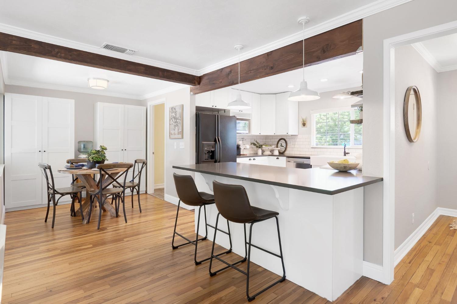 Detail Gallery Image 10 of 30 For 904 Homewood Dr, Woodland,  CA 95695 - 3 Beds | 2 Baths