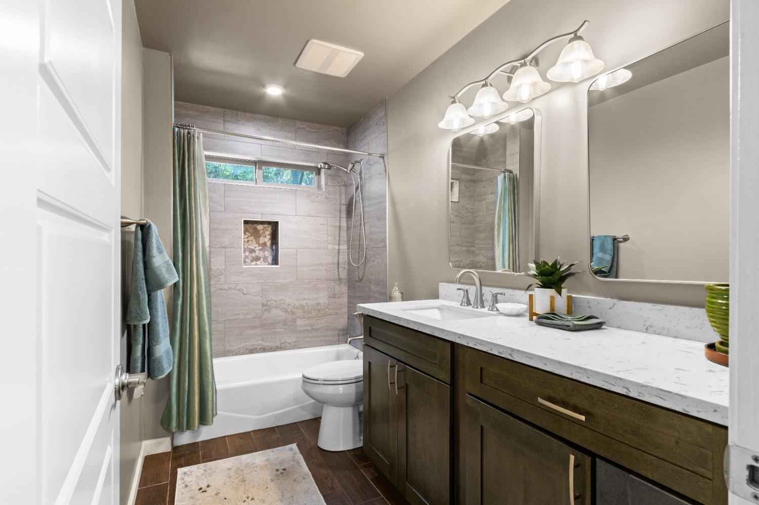 Detail Gallery Image 14 of 44 For 6360 Red Robin Rd, Placerville,  CA 95667 - 4 Beds | 2 Baths