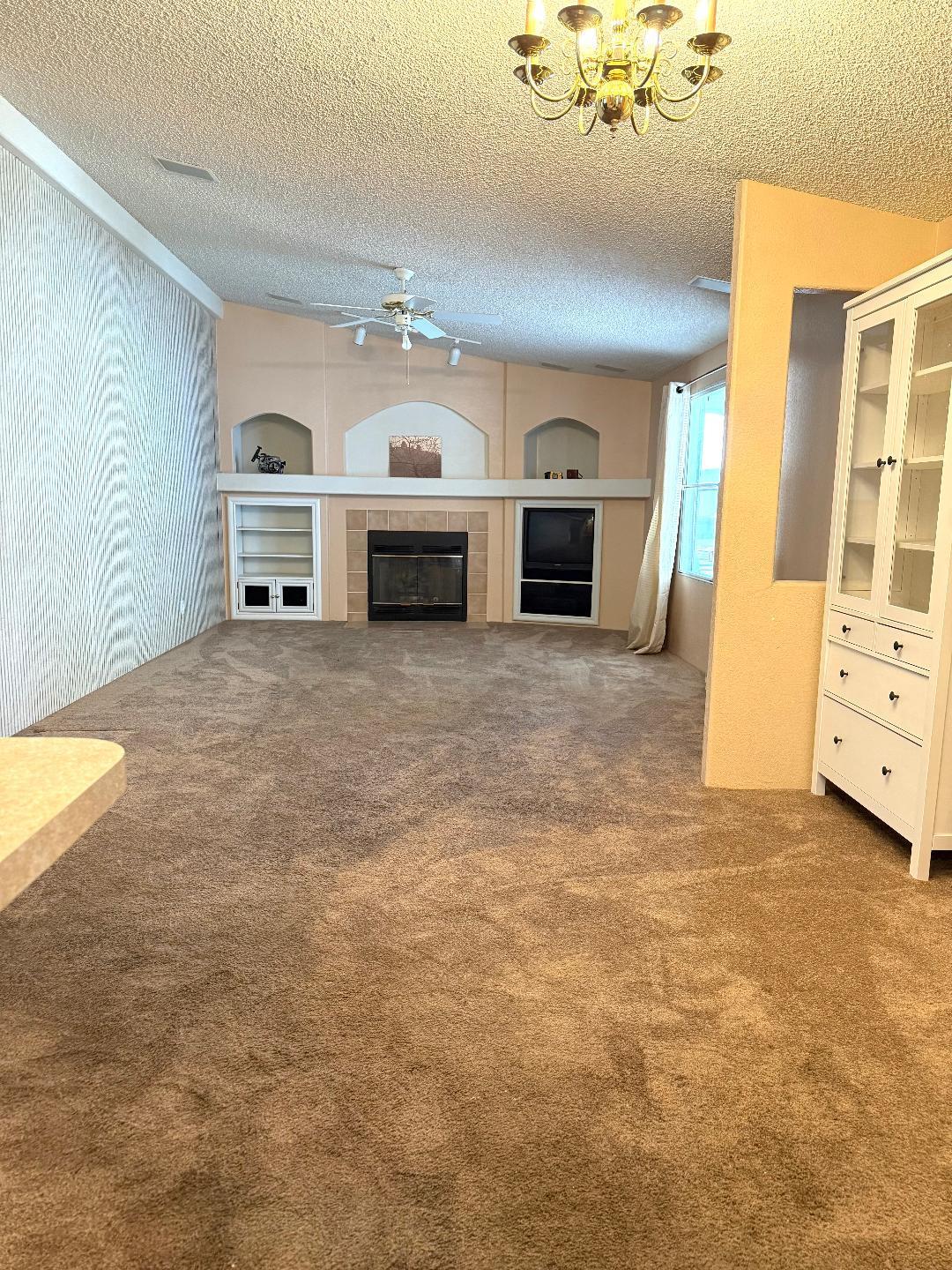Detail Gallery Image 1 of 21 For 8700 N West Ln 166, Stockton,  CA 95210 - 3 Beds | 2 Baths
