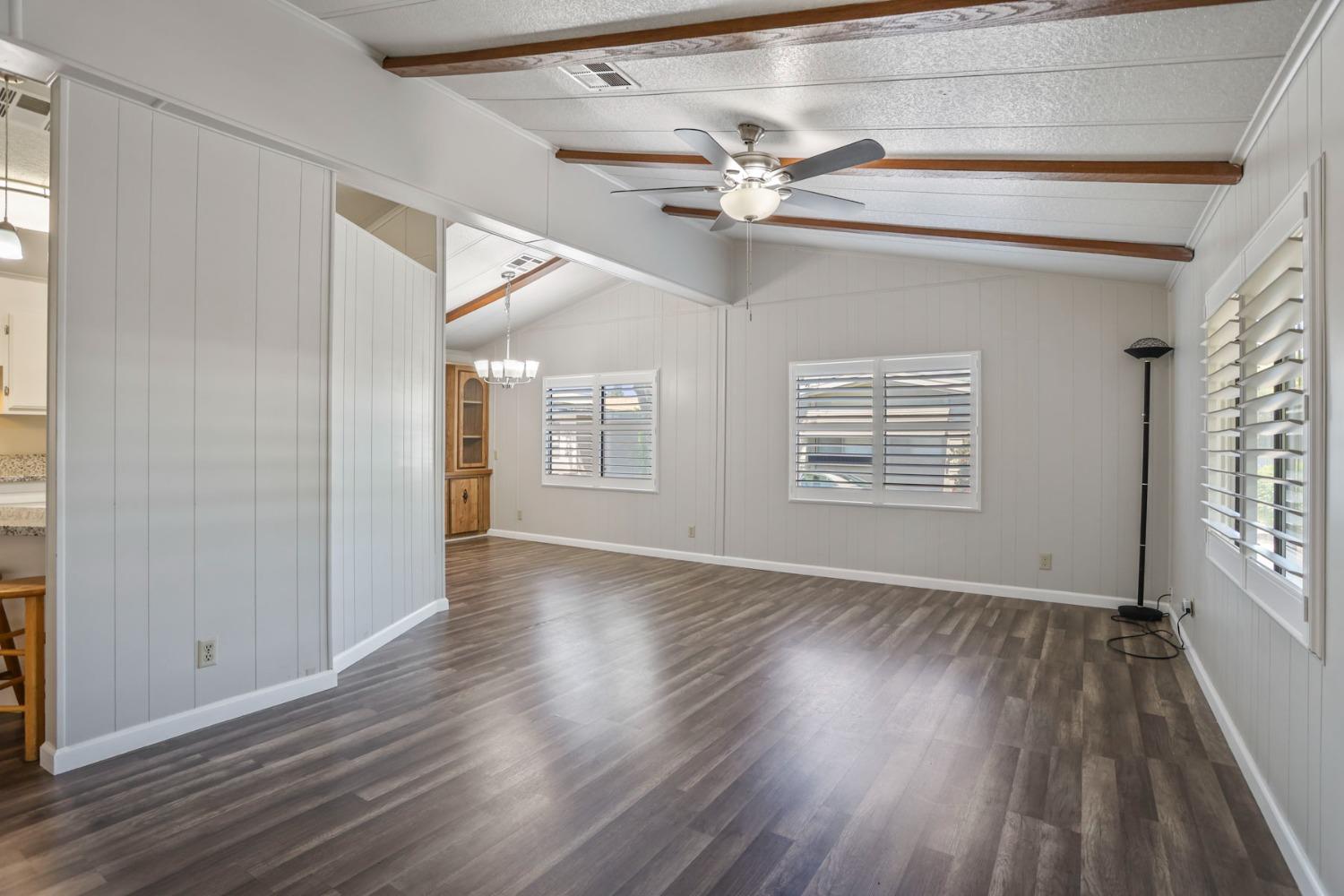 Detail Gallery Image 9 of 32 For 30 Schooner 30, Modesto,  CA 95356 - 2 Beds | 2 Baths